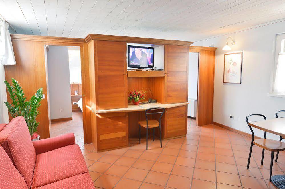 Residence Del Messaggero Rovereto  Bagian luar foto