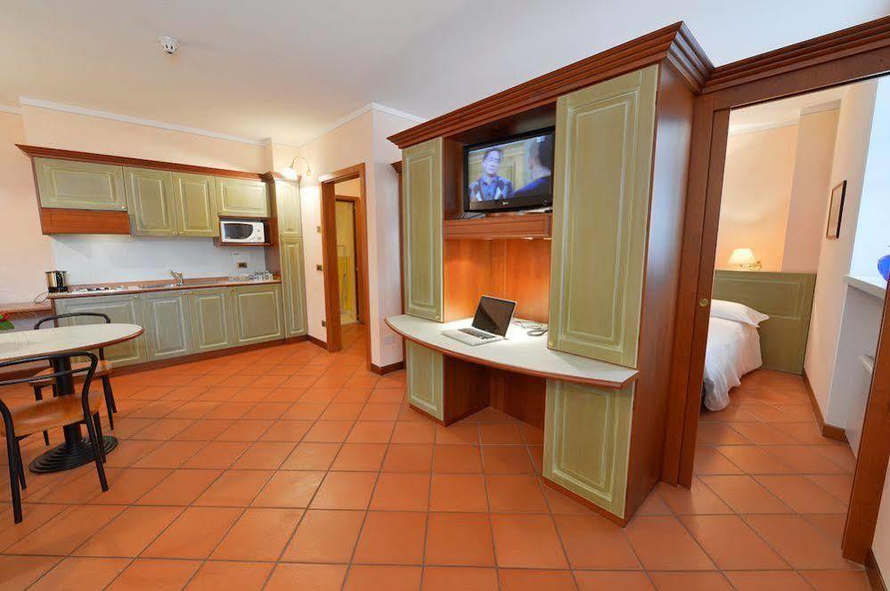 Residence Del Messaggero Rovereto  Bagian luar foto